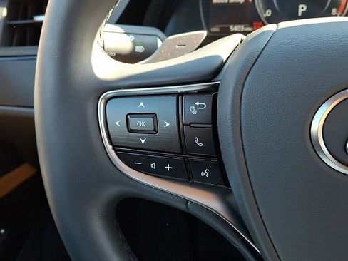 Used 2025 Lexus ES 350 w/ Premium Package image 21