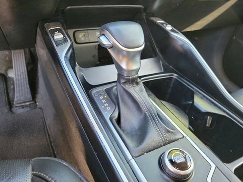 Used 2021 Kia Sorento S w/ Panoramic Sunroof Package FWD image 23