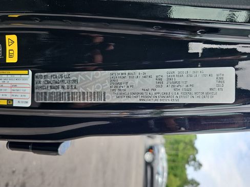 Used 2024 Jeep Gladiator Sport AWD/4WD image 33
