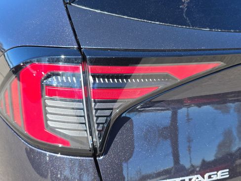 New 2026 Kia Sportage EX image 36