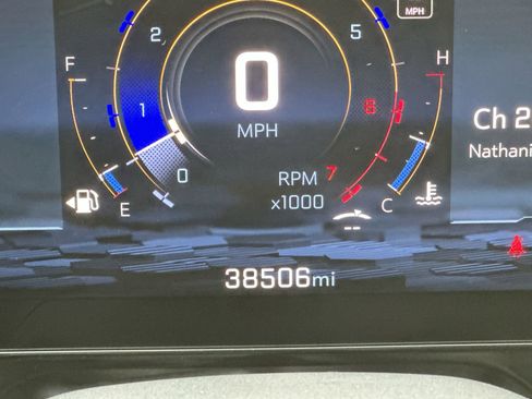 Used 2025 Chevrolet Tahoe Premier image 15