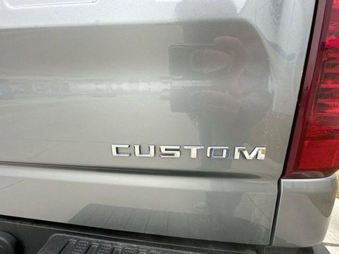 Used 2024 Chevrolet Silverado 1500 Custom image 30