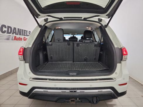 Used 2015 Nissan Pathfinder SL w/ SL Tech Package AWD/4WD image 36