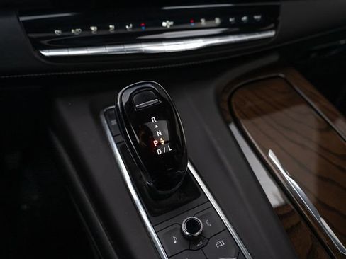 Used 2023 Cadillac Escalade Sport Platinum w/ Heavy-Duty Trailer Package AWD/4WD image 28