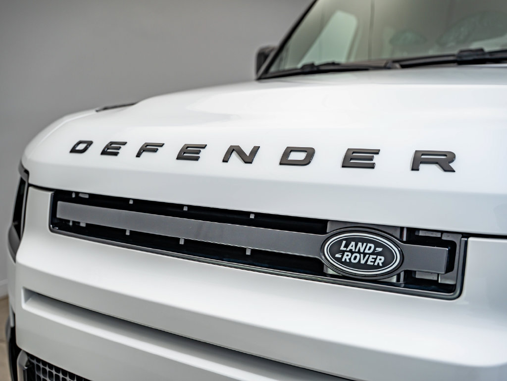 New 2026 Land Rover Defender 110 X-Dynamic SE AWD/4WD image 6