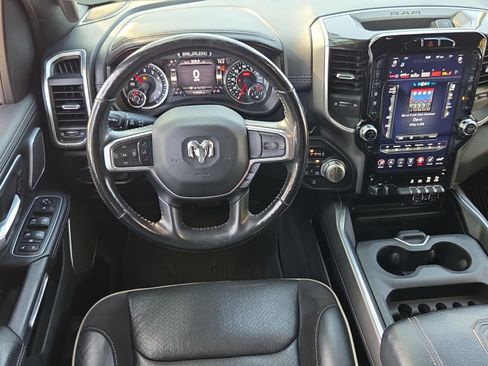 Used 2020 RAM 1500 Laramie AWD/4WD image 11