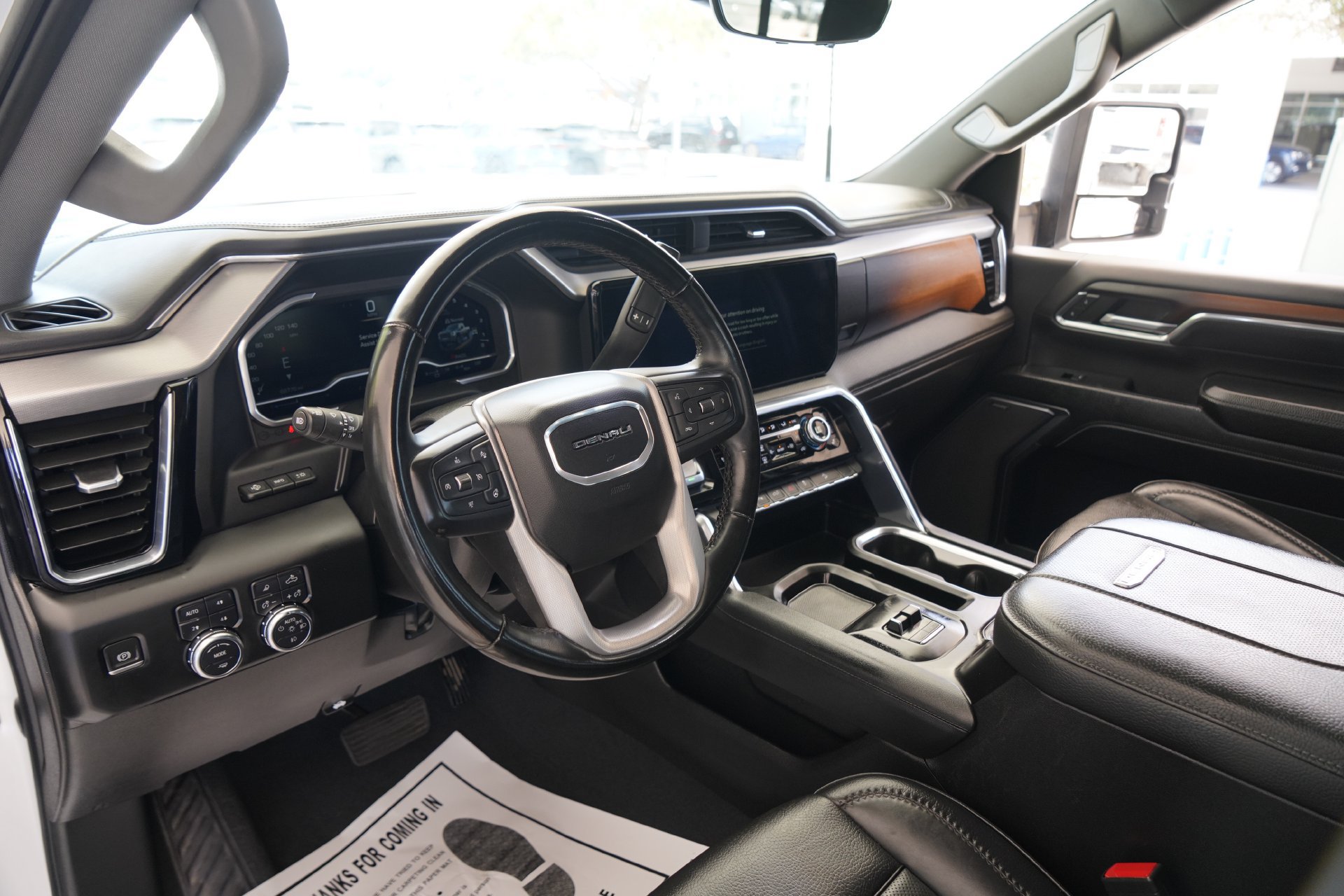 Used 2024 GMC Sierra 2500 Denali w/ Denali Reserve Package AWD/4WD image 10