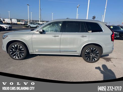 Used 2025 Volvo XC90 B6 Plus w/ Protection Package Premier image 8