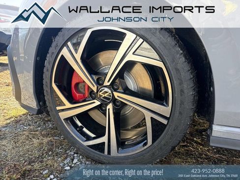New 2026 Volkswagen GTI SE FWD image 8