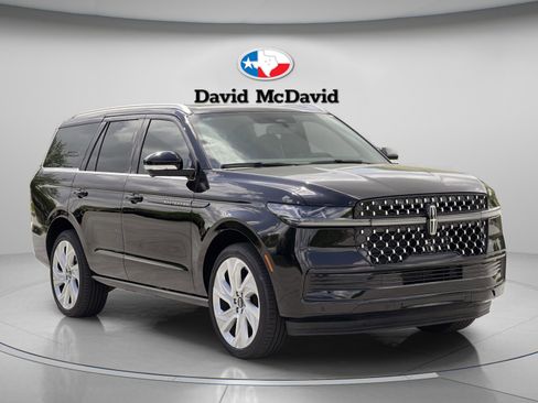 New 2025 Lincoln Navigator Black Label image 7