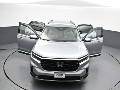 Certified 2023 Honda Pilot Touring image 48