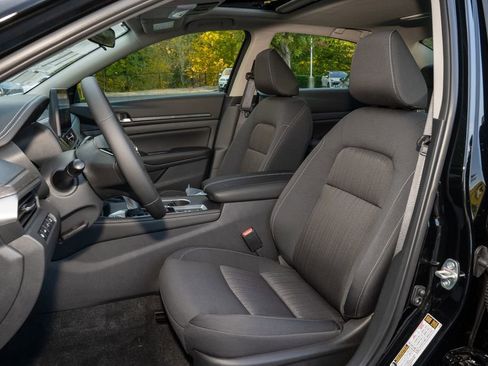 New 2025 Nissan Altima 2.5 SV w/ SV Premium Package image 15