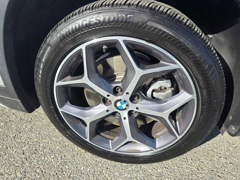 Used 2019 BMW X1 sDrive28i image 9