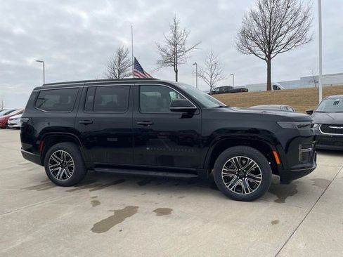 New 2026 Jeep Grand Wagoneer 4WD w/ 8-Passenger Seating Package image 7