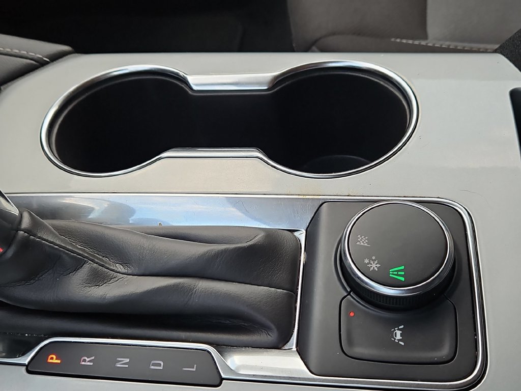 Used 2025 Chevrolet Blazer LT FWD image 24