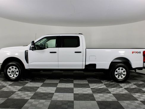 Used 2023 Ford F350 XLT w/ 360-Degree Camera Package image 5