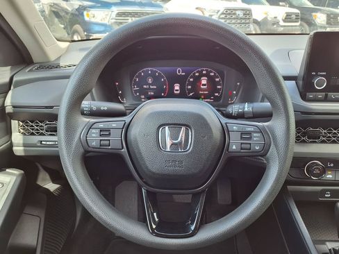 Used 2025 Honda Accord LX image 27