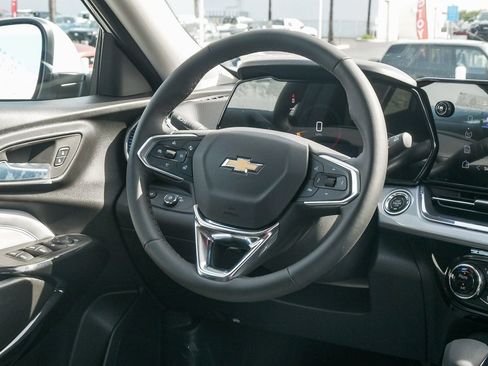 New 2026 Chevrolet Trax LT w/ Driver Confidence Package image 14
