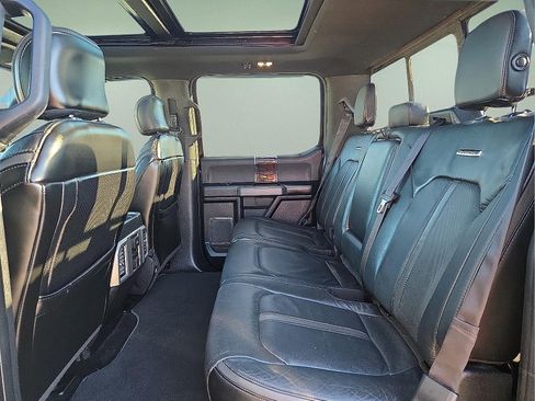 Used 2015 Ford F150 Platinum w/ Equipment Group 701A Luxury image 10