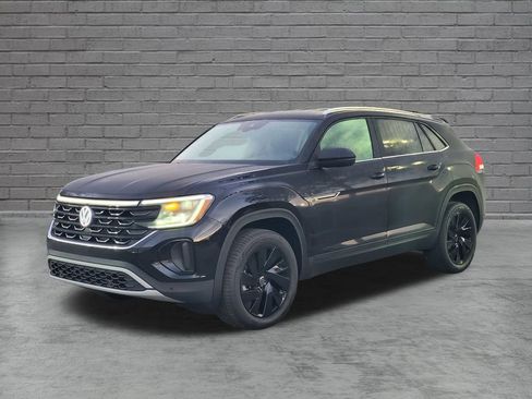 New 2026 Volkswagen Atlas Cross Sport SE FWD image 3