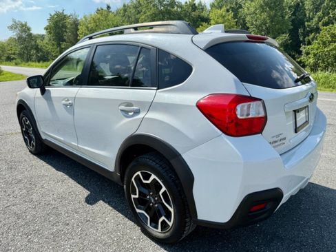 Used 2016 Subaru Crosstrek 2.0i Limited image 2