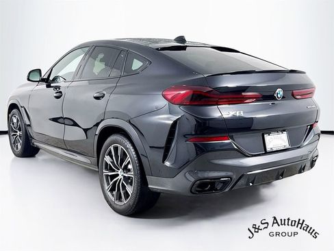 Used 2023 BMW X6 xDrive40i w/ M Sport Package image 5