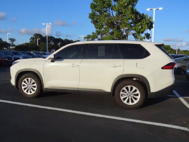 Used 2024 Toyota Grand Highlander AWD image 6