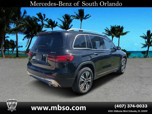 Certified 2024 Mercedes-Benz GLB 250 4MATIC image 2