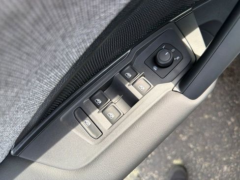 New 2026 Volkswagen Tiguan S AWD/4WD image 12