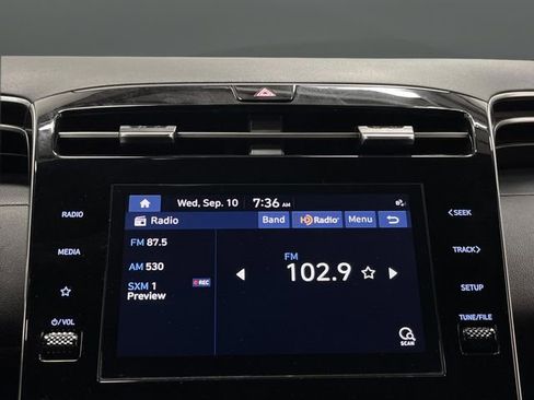 Used 2023 Hyundai Santa Cruz SEL image 18