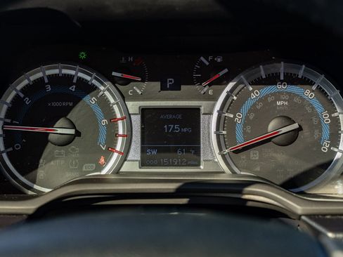 Used 2017 Toyota 4Runner SR5 Premium AWD/4WD image 23