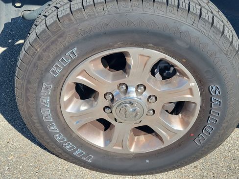 Used 2024 RAM 2500 Big Horn image 7