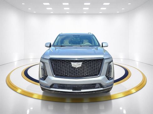 Used 2026 Cadillac Escalade Platinum Sport w/ LPO, ONYX Package AWD/4WD image 2