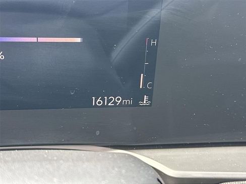 Used 2024 Buick Envista Sport Touring w/ Convenience I Package image 12