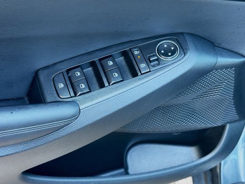 Used 2024 Kia Seltos EX image 21