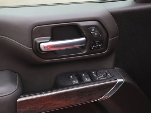 Used 2022 Chevrolet Silverado 2500 LTZ AWD/4WD image 22