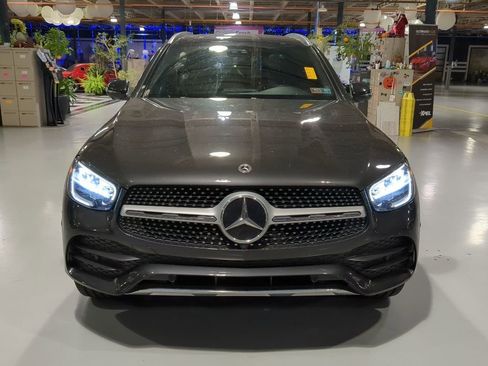 Used 2022 Mercedes-Benz GLC 300 4MATIC image 3