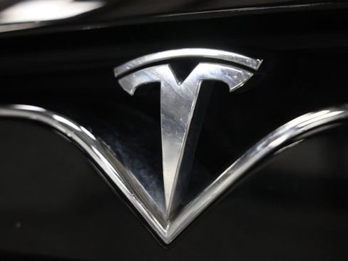 Used 2021 Tesla Model S Long Range Plus AWD/4WD image 4