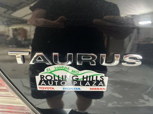 Used 2009 Ford Taurus SEL FWD image 41