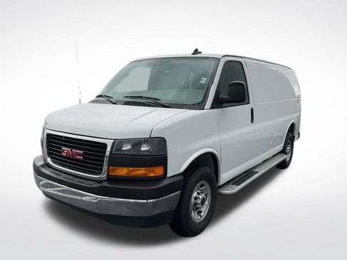 Used 2024 GMC Savana 2500 w/ Driver Convenience Package RWD image 9
