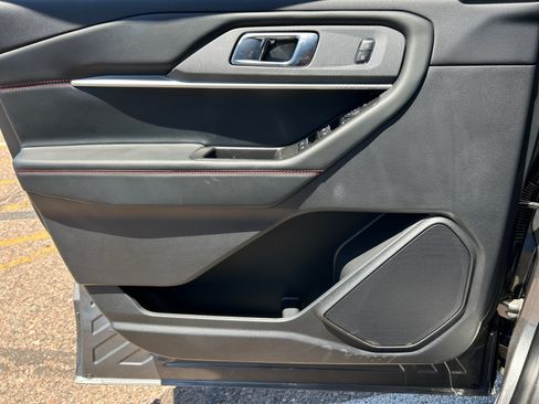 New 2026 Ford Explorer ST-Line RWD image 13