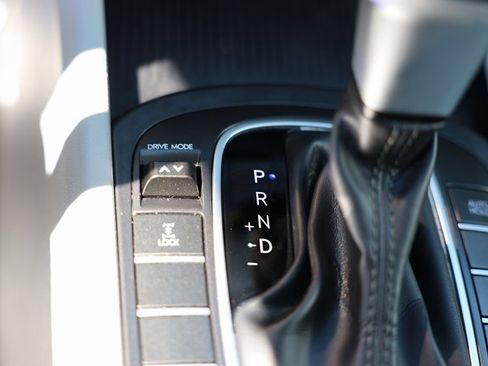 Used 2024 Hyundai Kona SE image 27