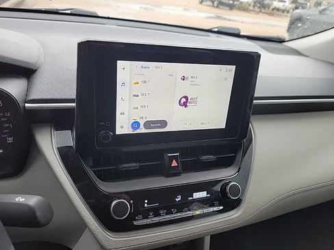 Used 2023 Toyota Corolla Cross L image 18