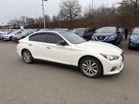 Used 2016 INFINITI Q50 Premium w/ 2.0T Premium Plus Package image 20