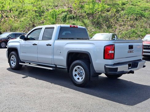 Used 2018 GMC Sierra 1500 4x4 Double Cab w/ Sierra Convenience Package image 4