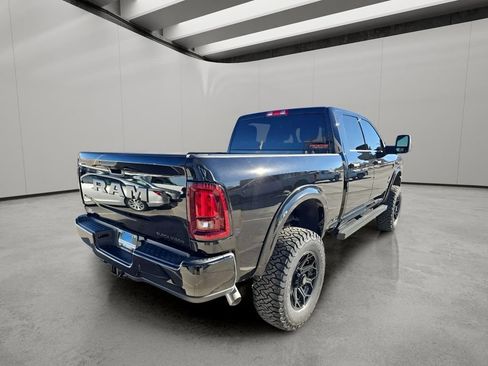 New 2026 RAM 2500 Big Horn AWD/4WD image 4