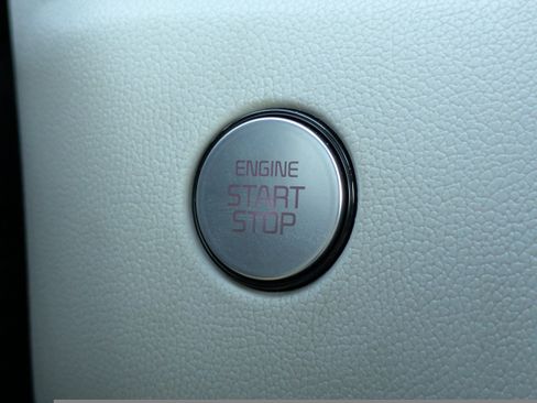 Used 2023 Kia Sorento SX Prestige w/ Panoramic Sunroof Package image 32