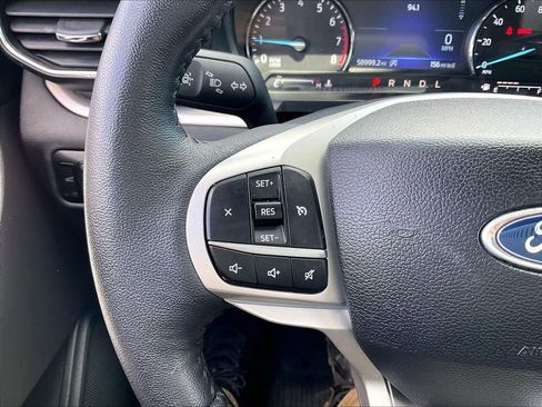 Used 2024 Ford Explorer XLT w/ Equipment Group 202A AWD/4WD image 22