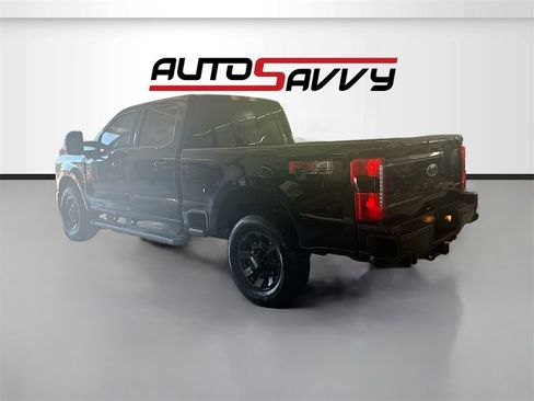 Used 2023 Ford F250 Lariat w/ Lariat Ultimate Package image 5