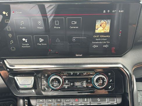 Certified 2025 GMC Sierra 1500 AT4 w/ AT4 Premium Package AWD/4WD image 31